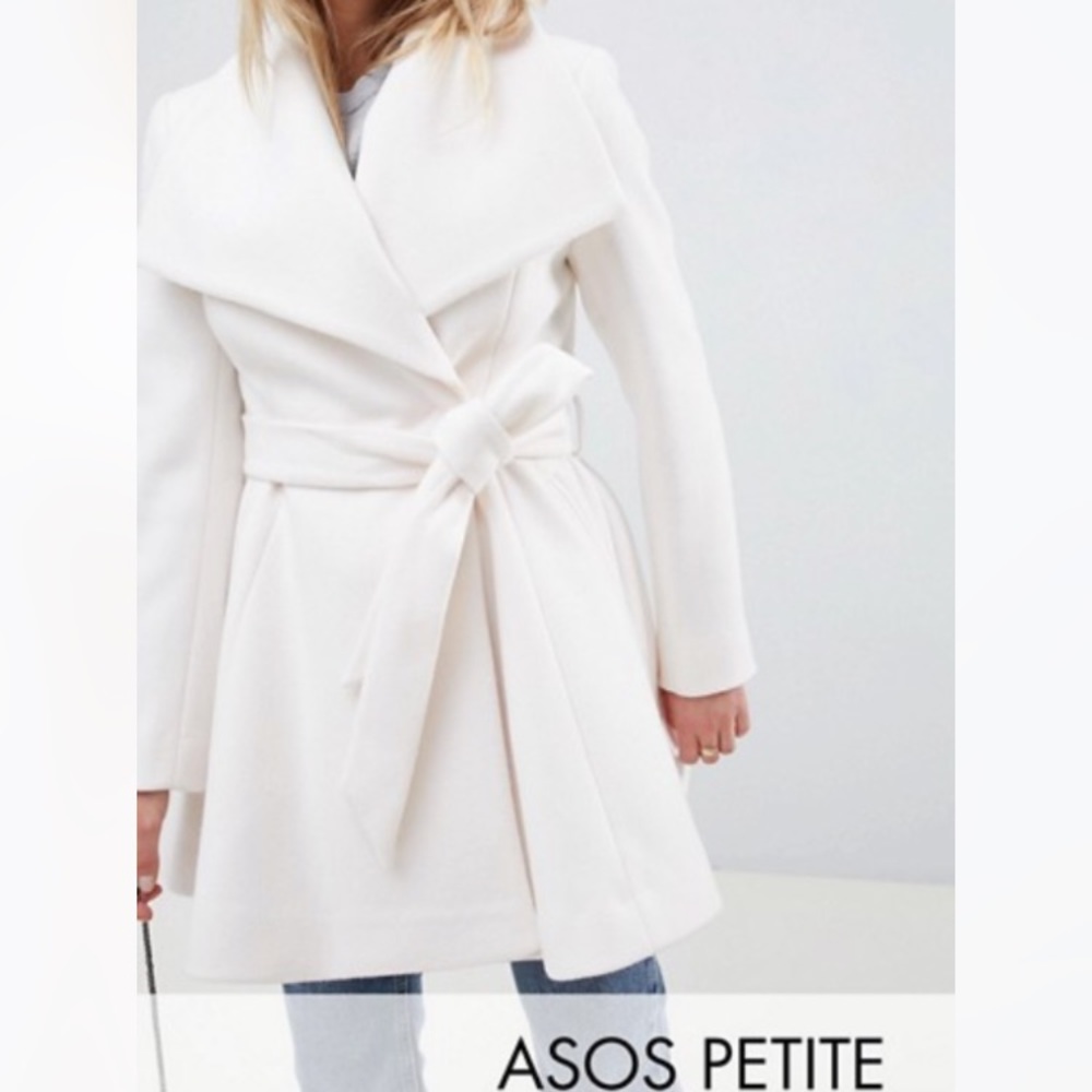 Beautiful white ASOS coat never worn!